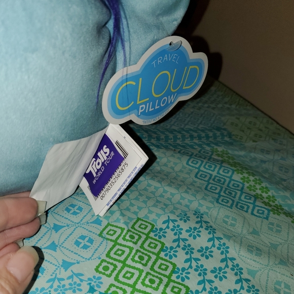 Cloud Pillow - Picture 2 of 2